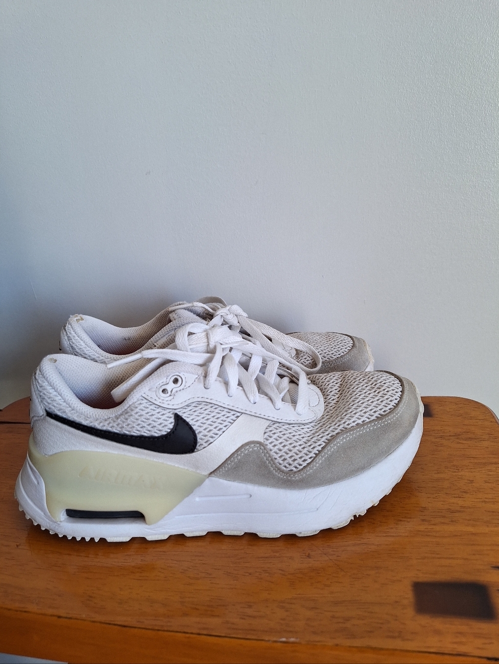 Size 7.5 - Nike Air Max SYSTM White Pure Platinum - Picture 2 of 9
